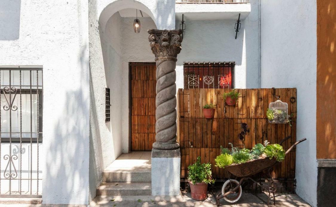 Casa Melgar, Mexico City